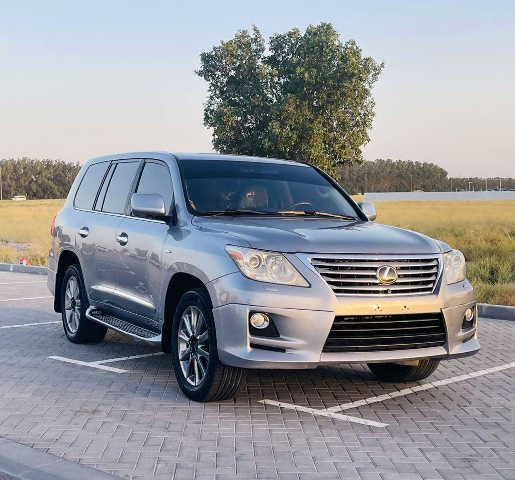 2010 لكزس LX