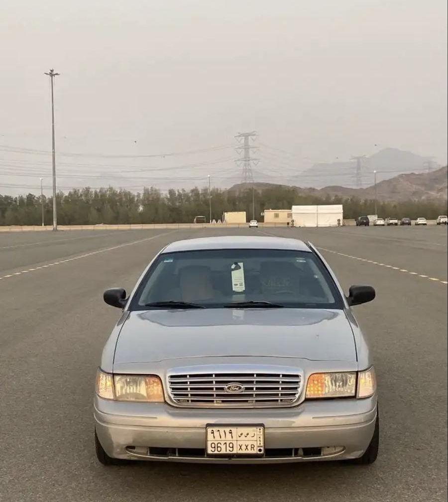 فورد كراون فكتوريا