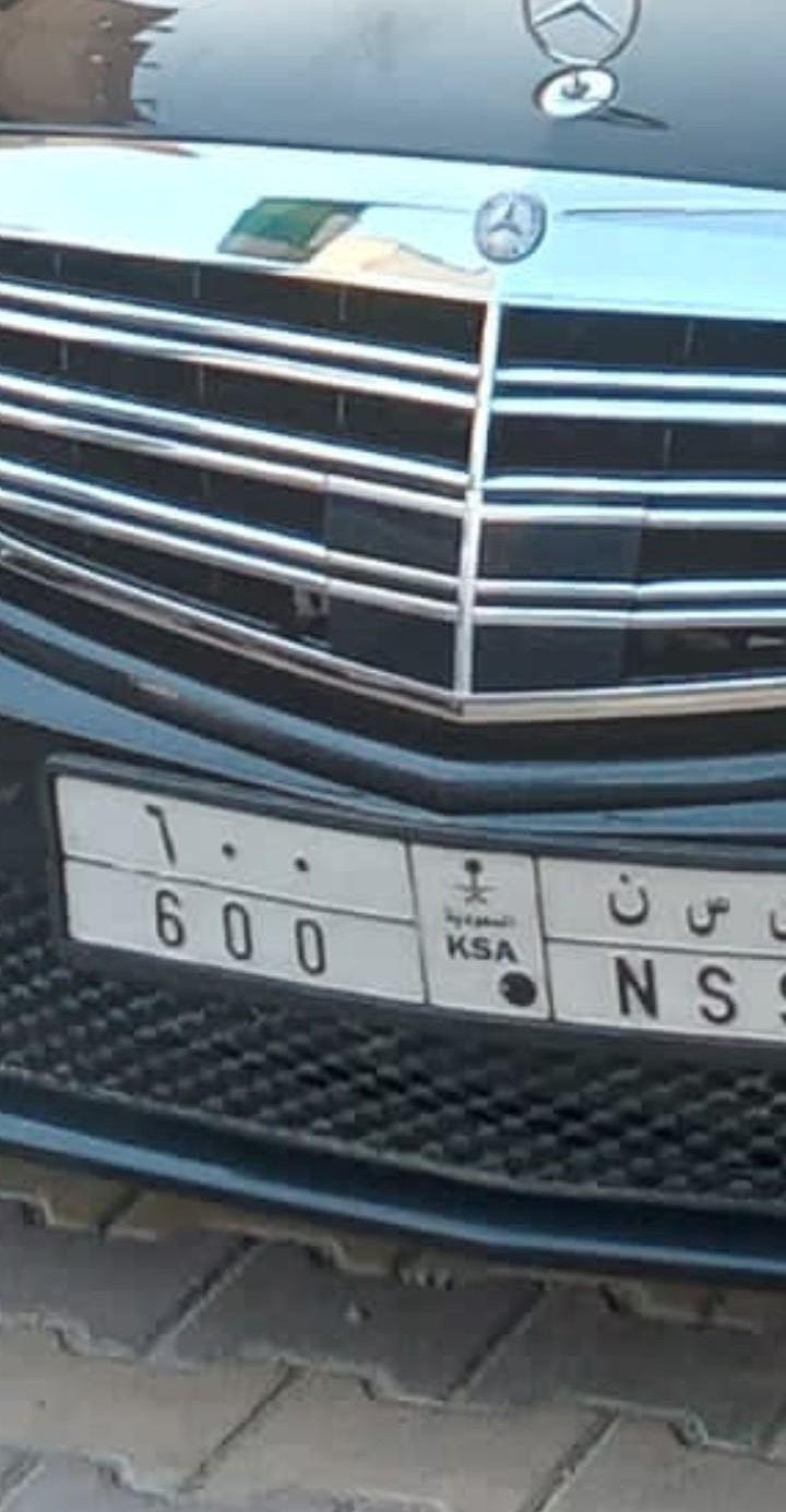 اللوحه فقط للبيع