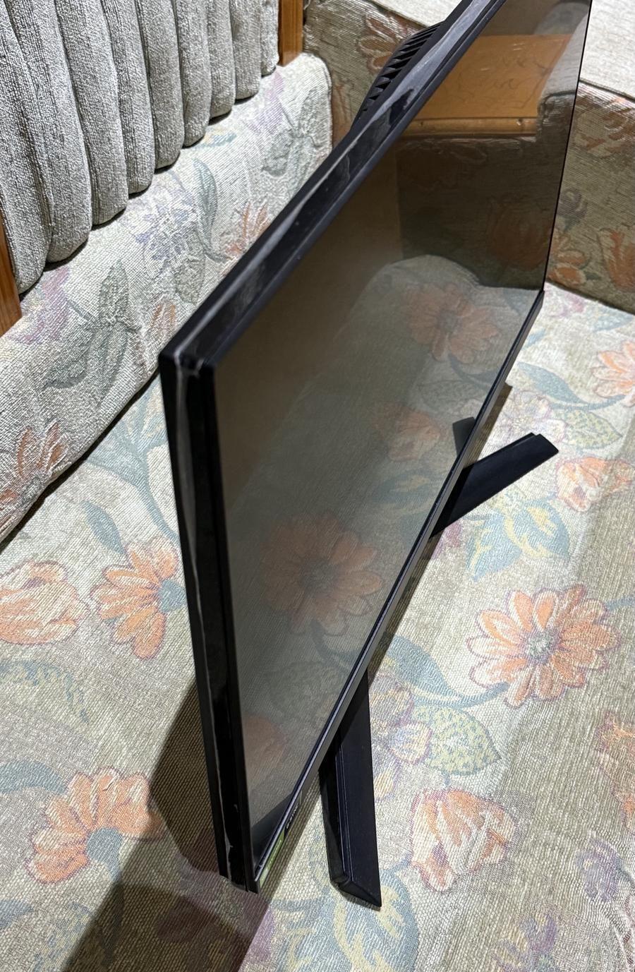 شاشة قيمنق LG