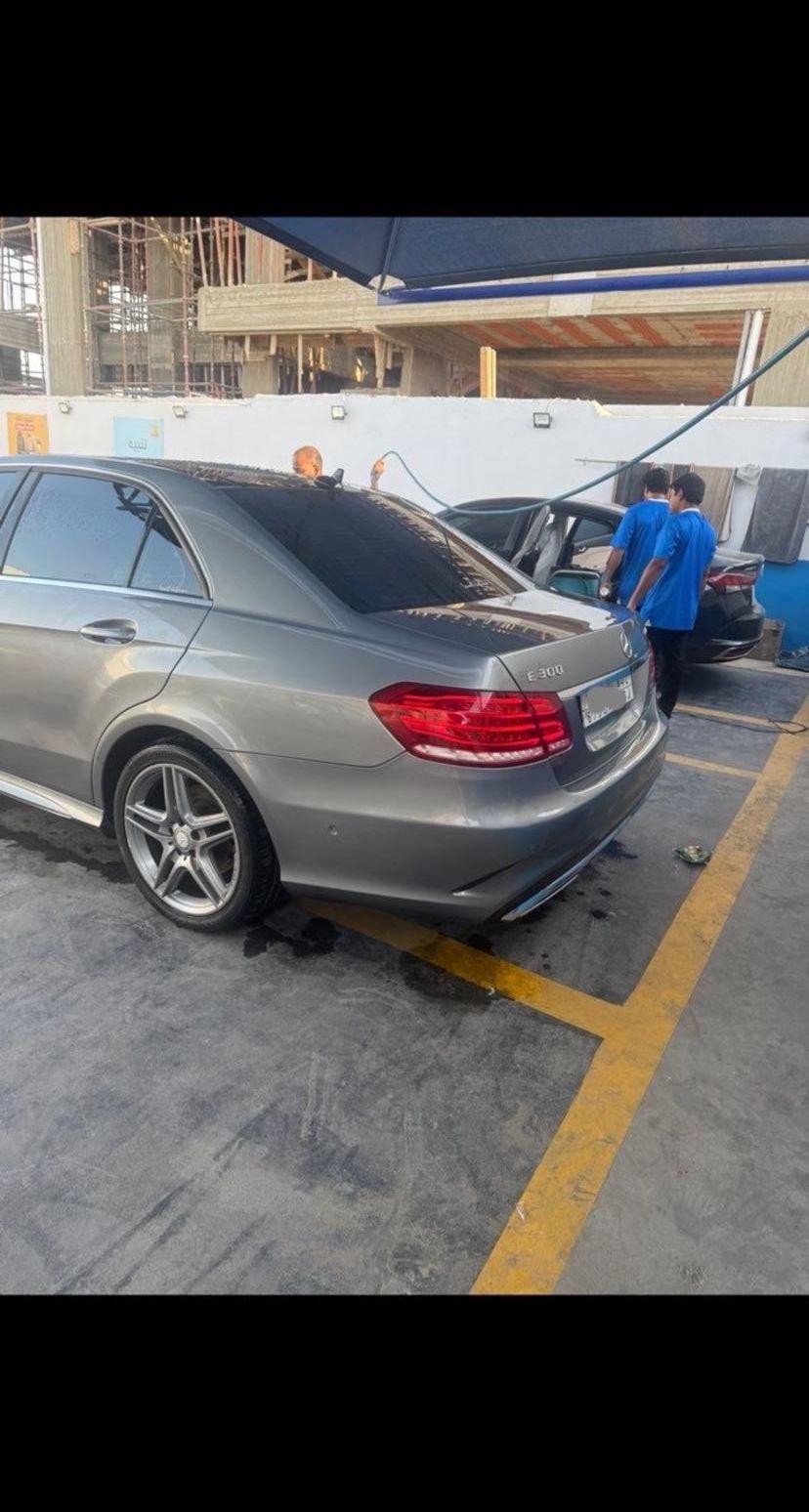 مرسيدس E300 AMG