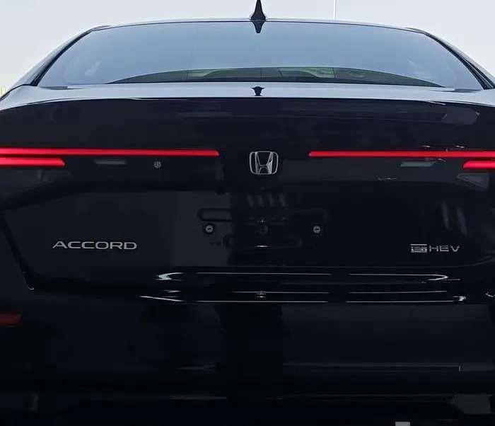 هوندا اكورد LX