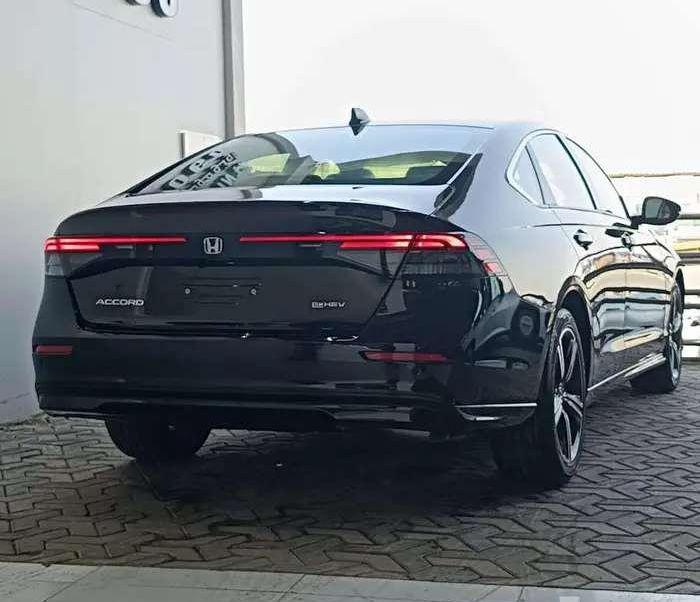 هوندا اكورد LX
