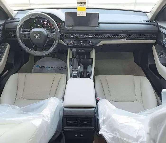 هوندا اكورد LX