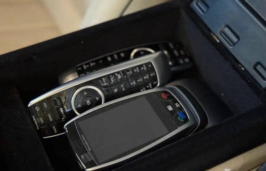 S63 AMGمخزنه للبدل