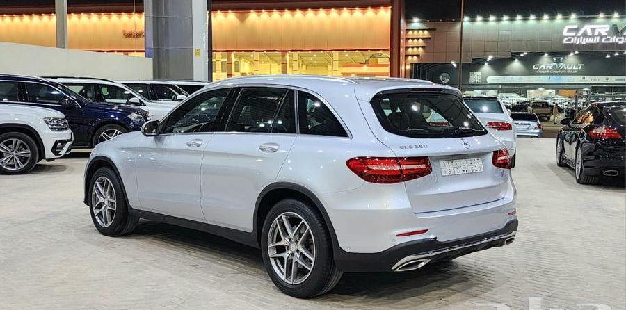 مرسديس GLC250 2016