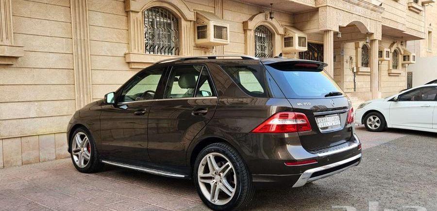 مرسيدس ML350 بحالة