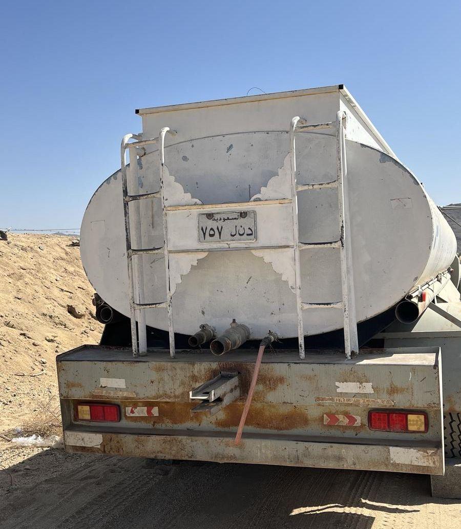 جمس وايت ماء