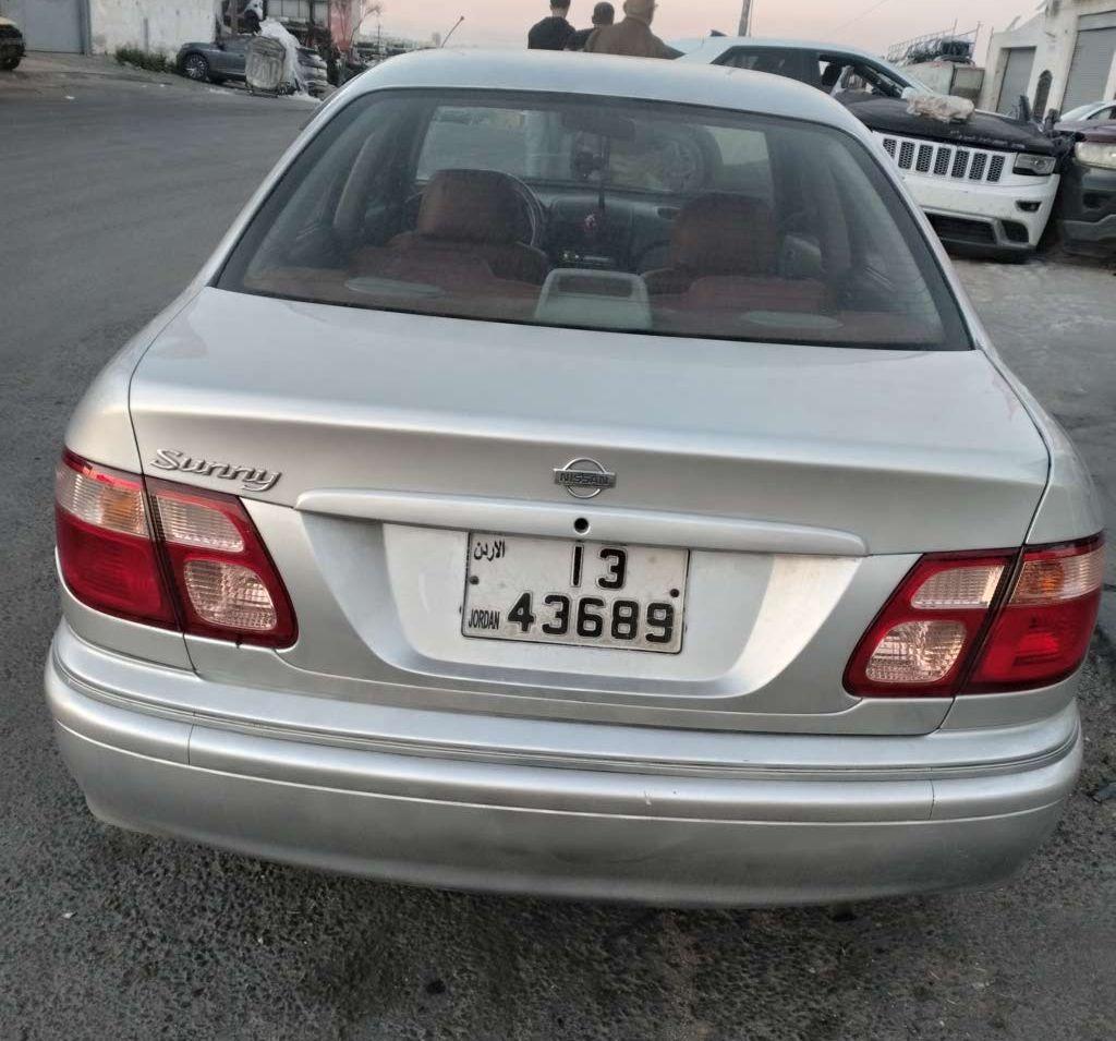 2001, نيسان, صني,