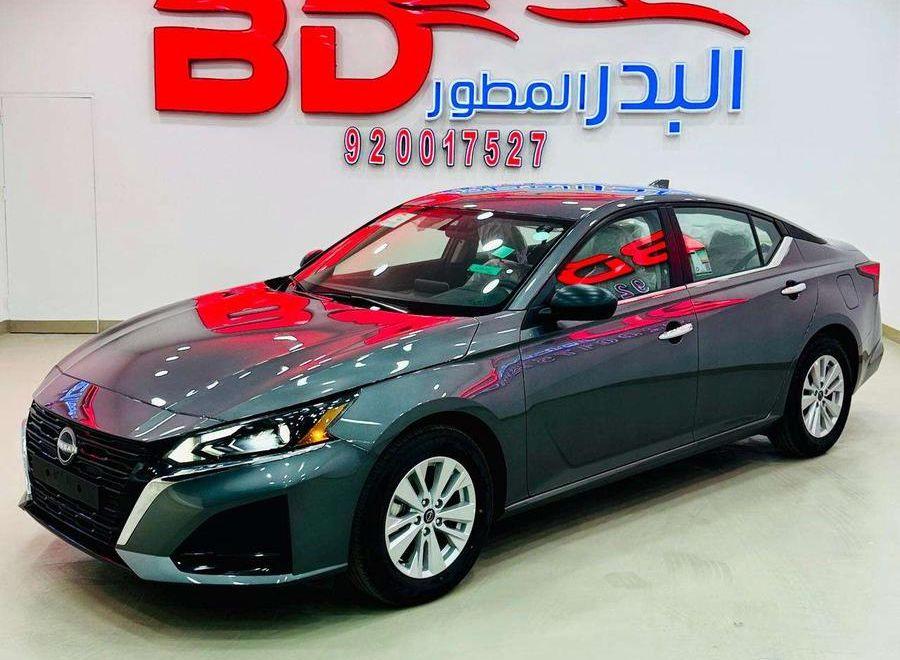 نيسان التيما اس