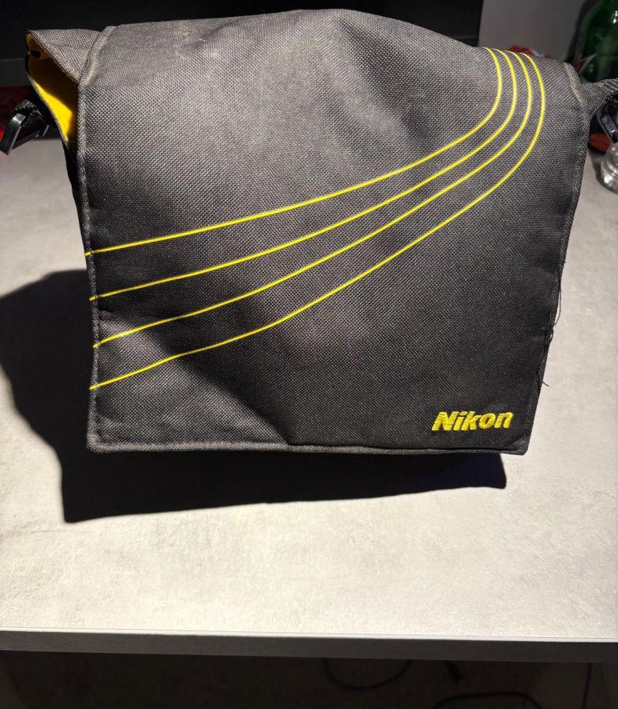 كاميرا نيكون Nikon