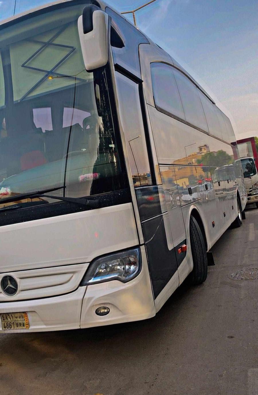 باص للايجار