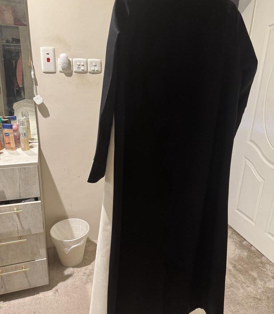 عباية بليزر
