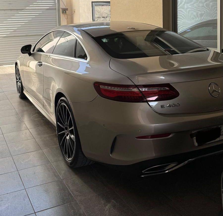 مرسيدس E300 كوبيه