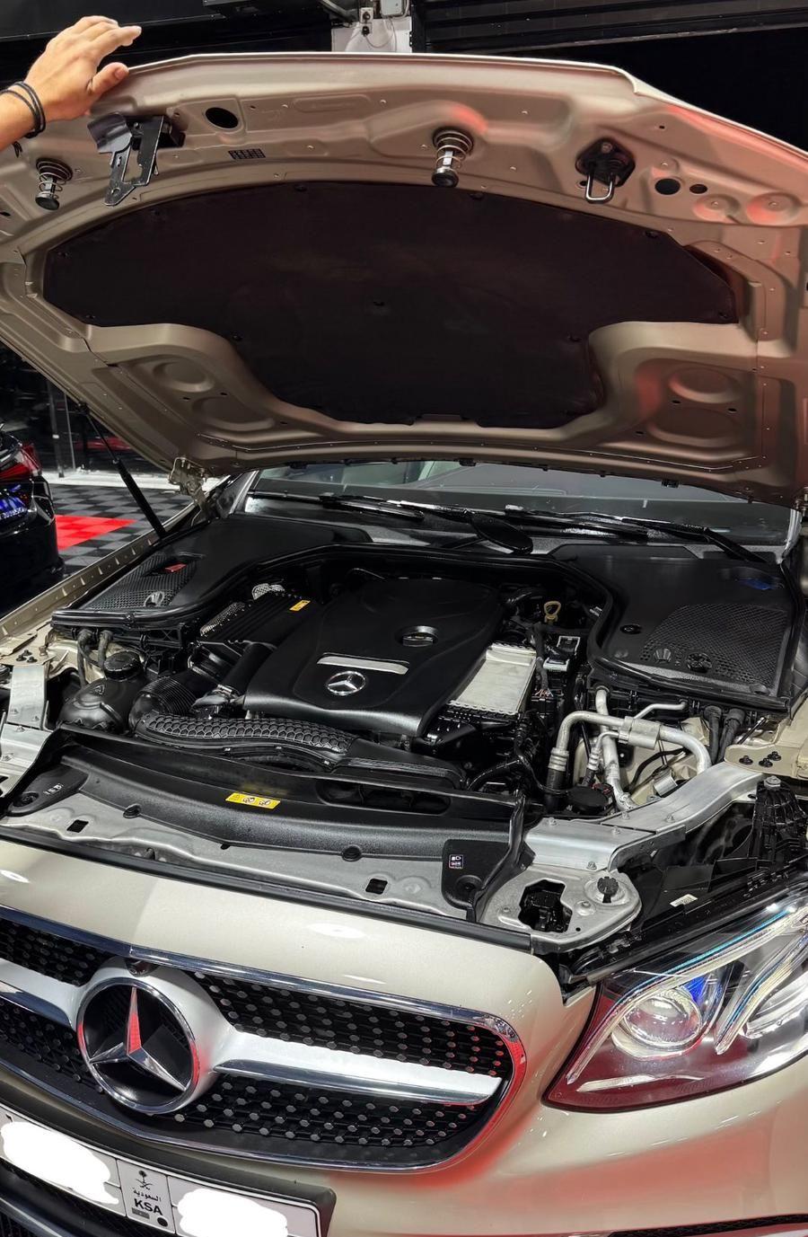 مرسيدس E300 كوبيه