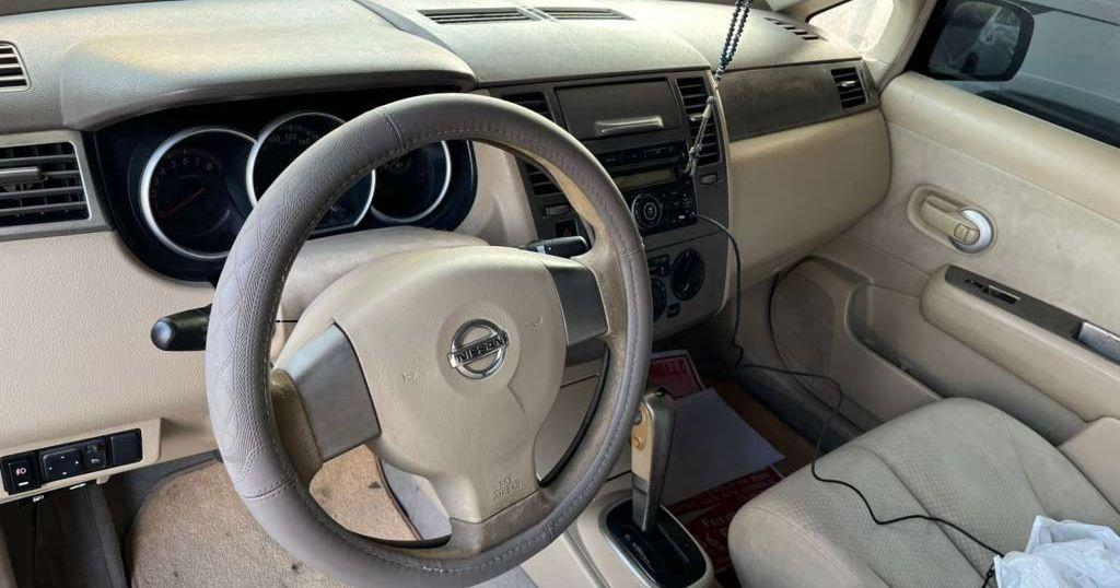 2011 نيسان تيدا