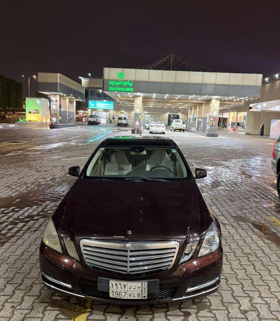 مرسيدس E 300