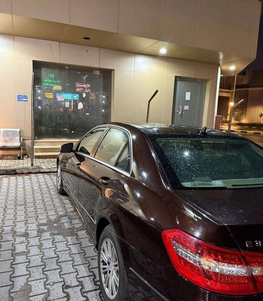 مرسيدس E 300