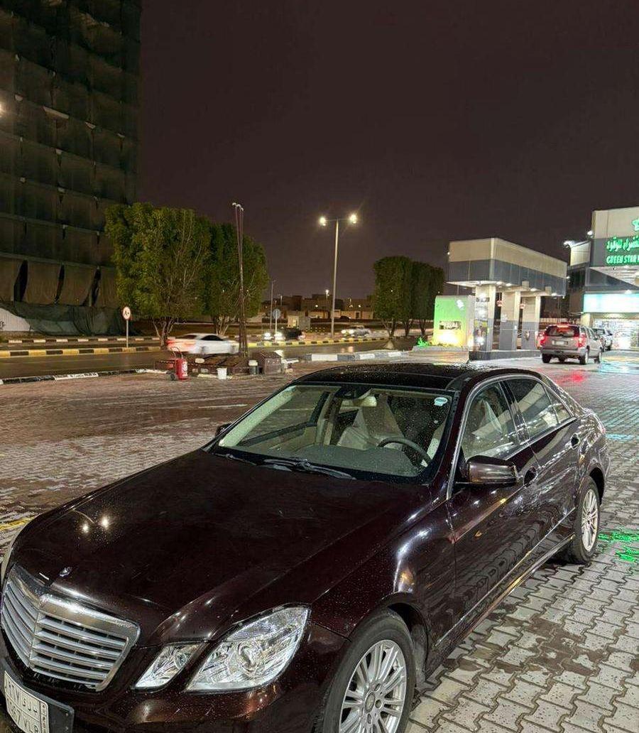 مرسيدس E 300