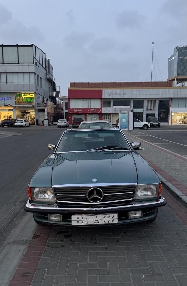 مرسيدس SL 560
