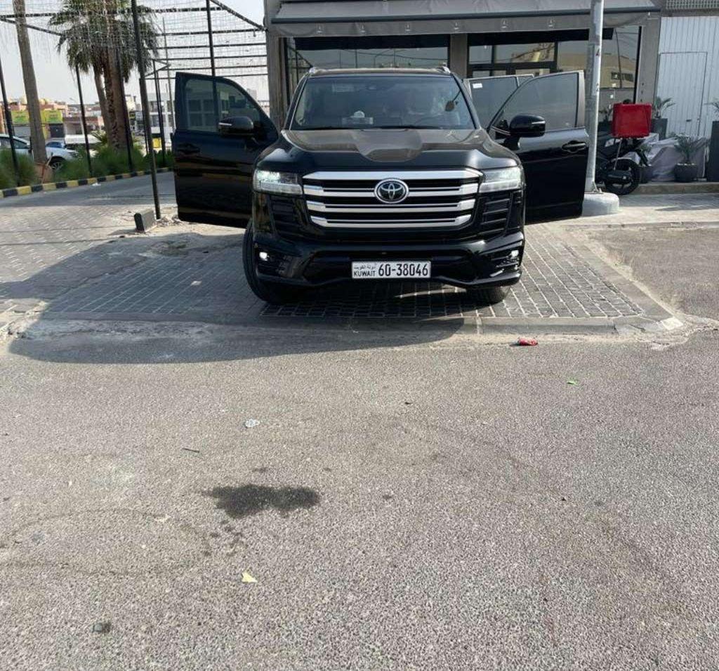 تويوتا لاند كروزر
