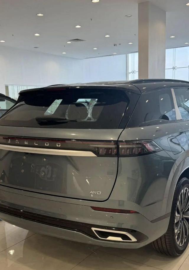 جايكو j8