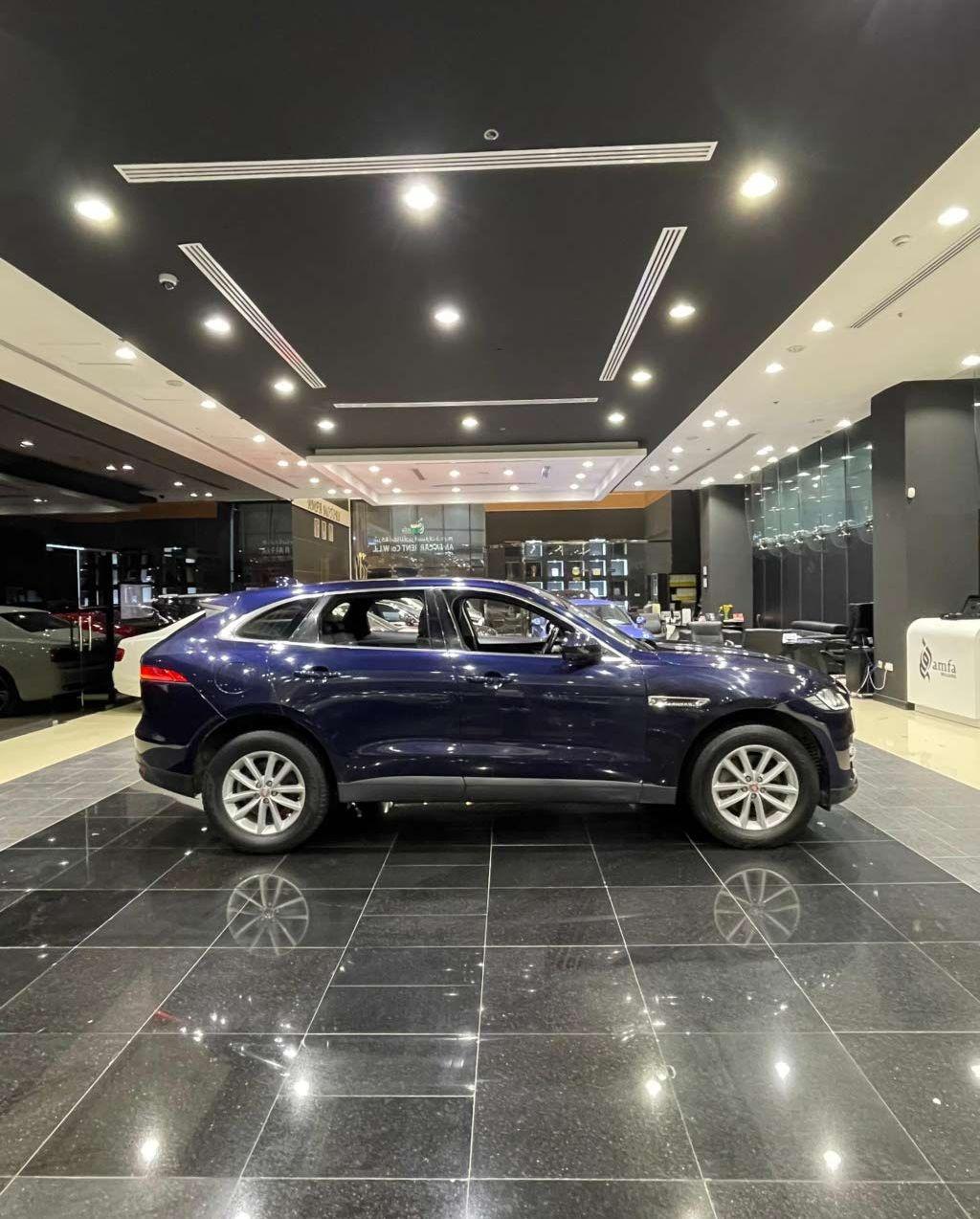 2017 جاكوار F-Pace