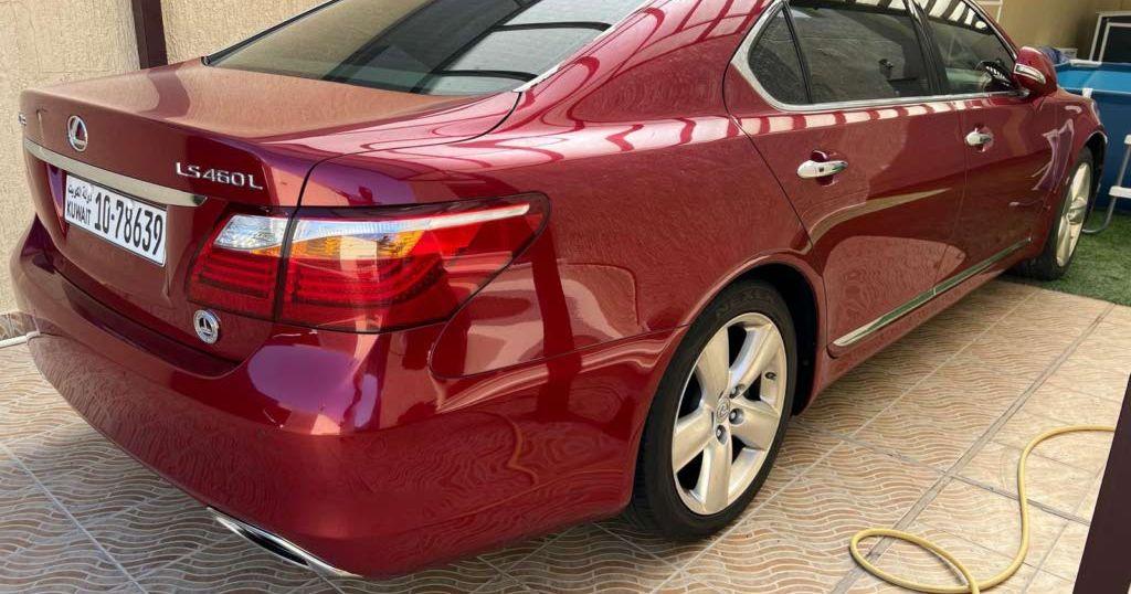 2011 لكزس LS