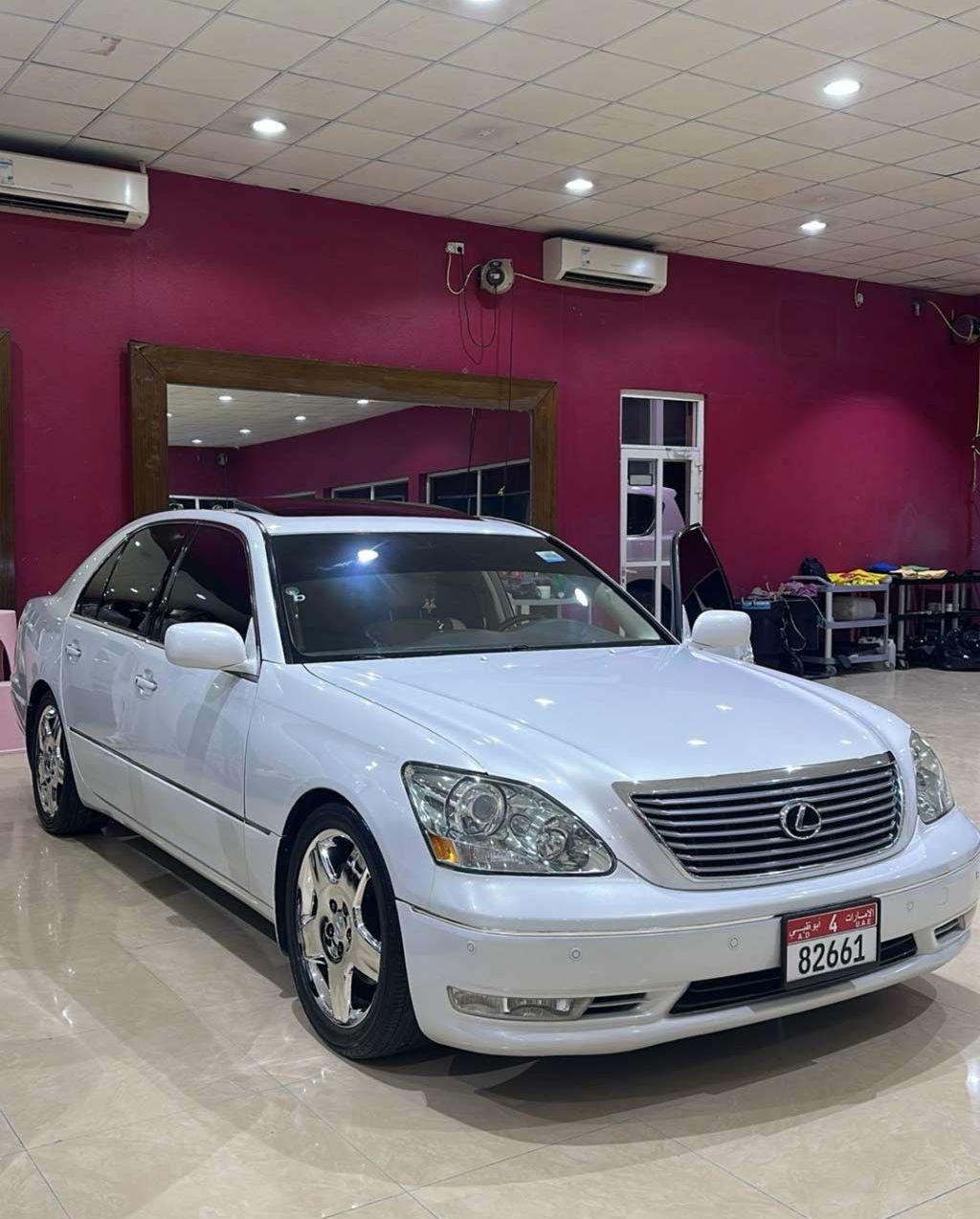 2004 لكزس LS