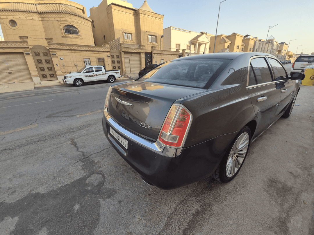 كرايسلر 2014 V8(فل
