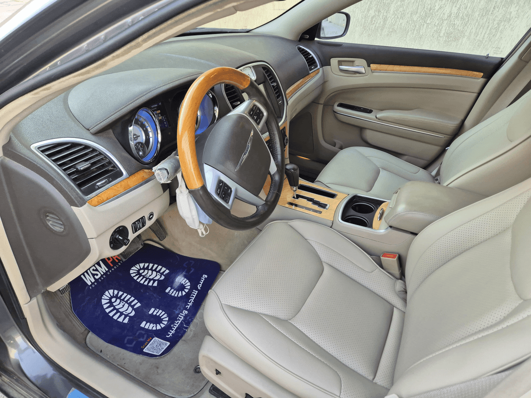 كرايسلر 2014 V8(فل