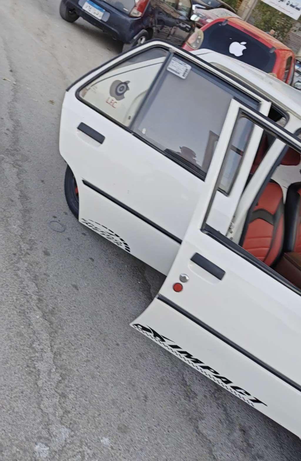 1989 بيجو 205