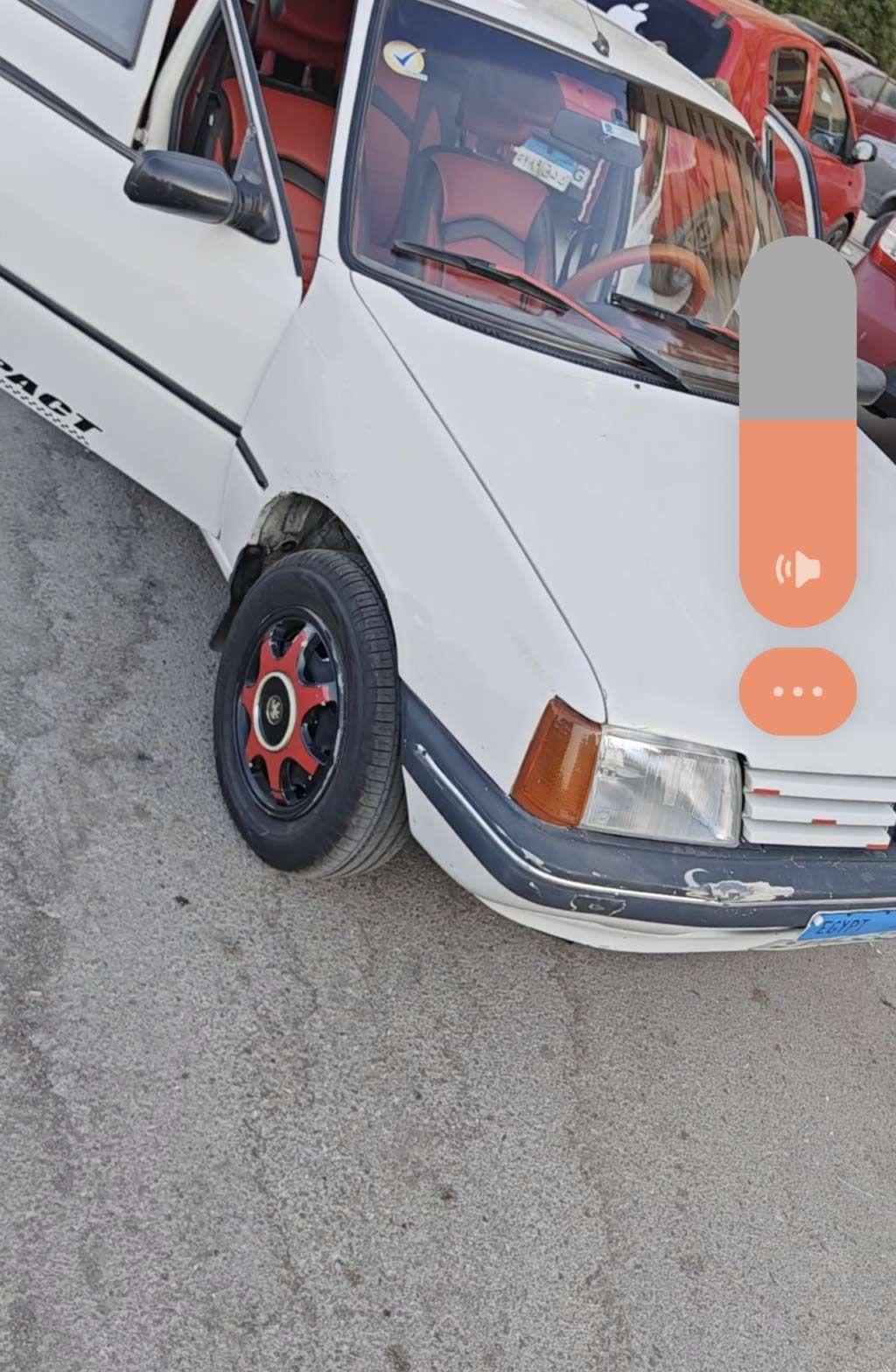 1989 بيجو 205