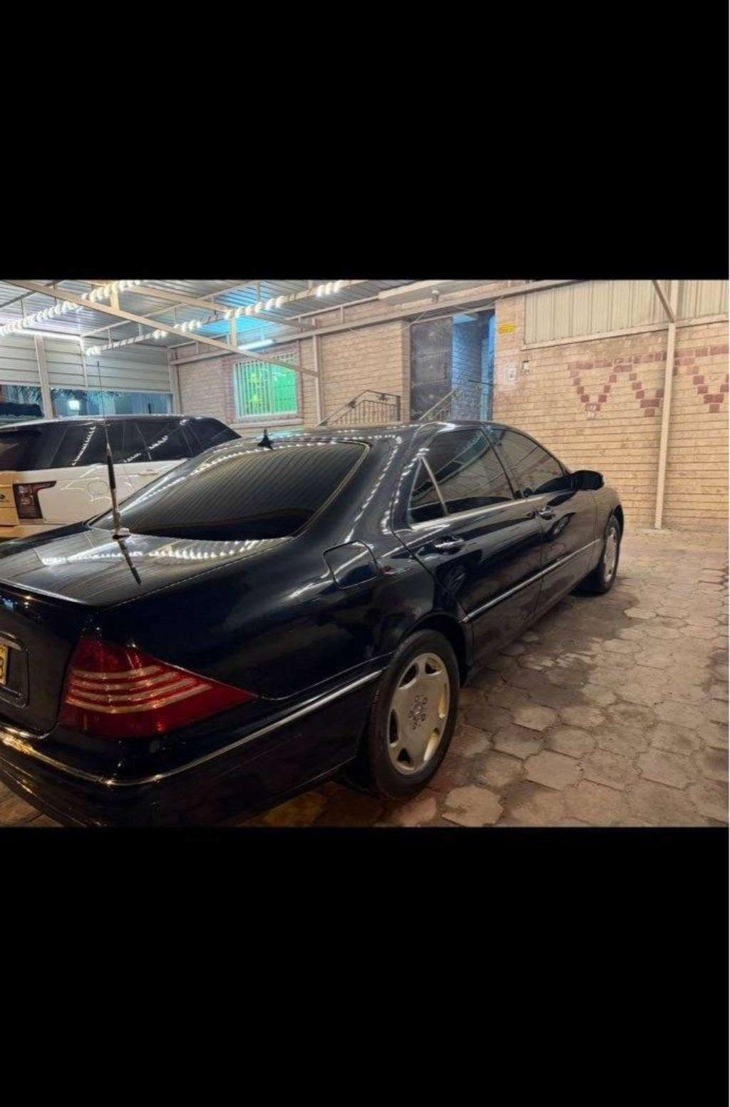 2000 جيب شيروكى