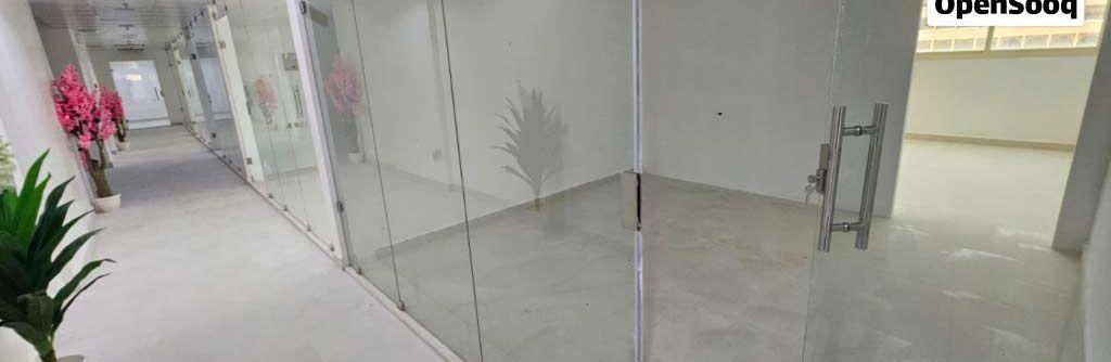 مكاتب ومحلات بالعاصمة