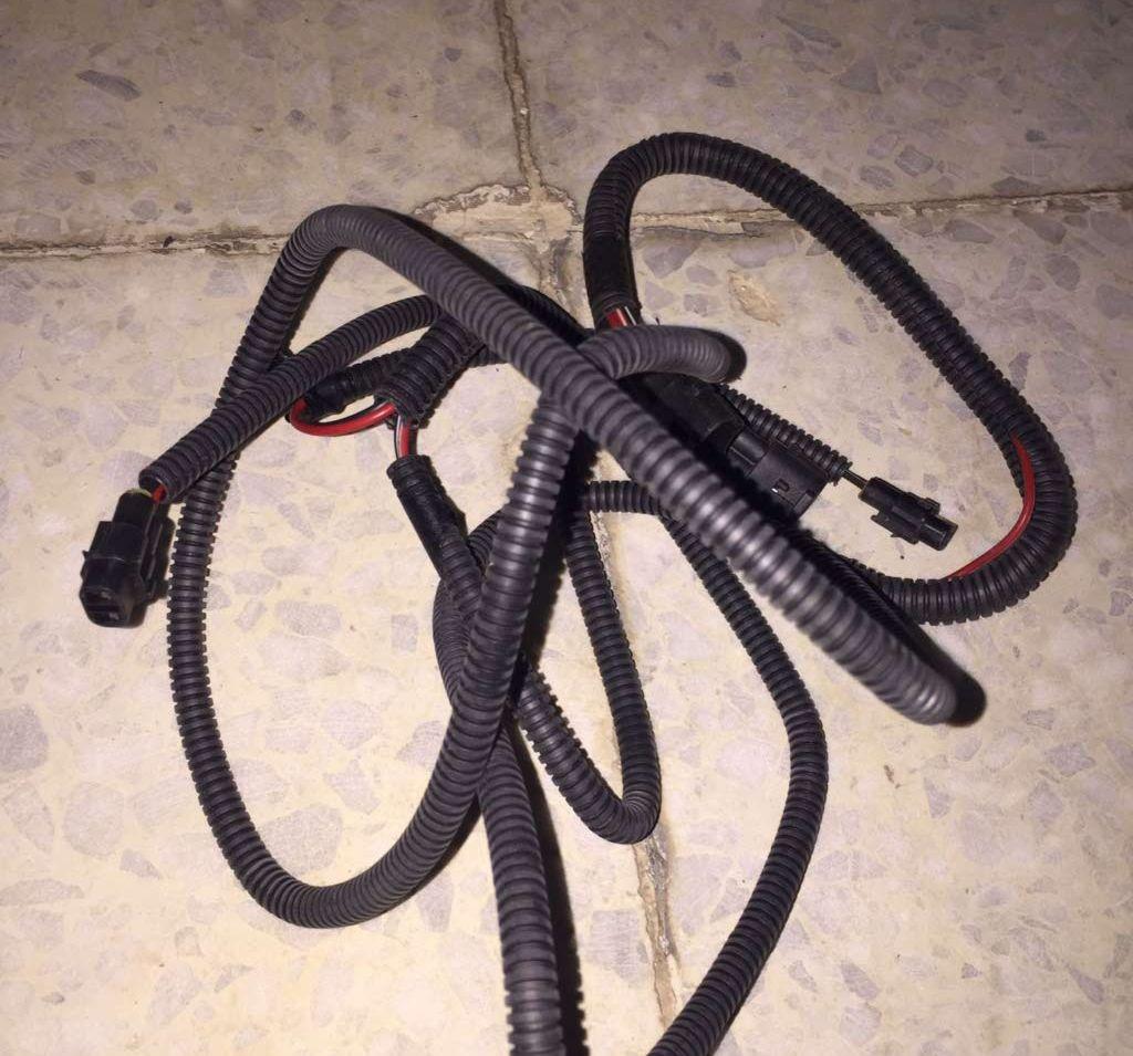 للبيع قطع غيار