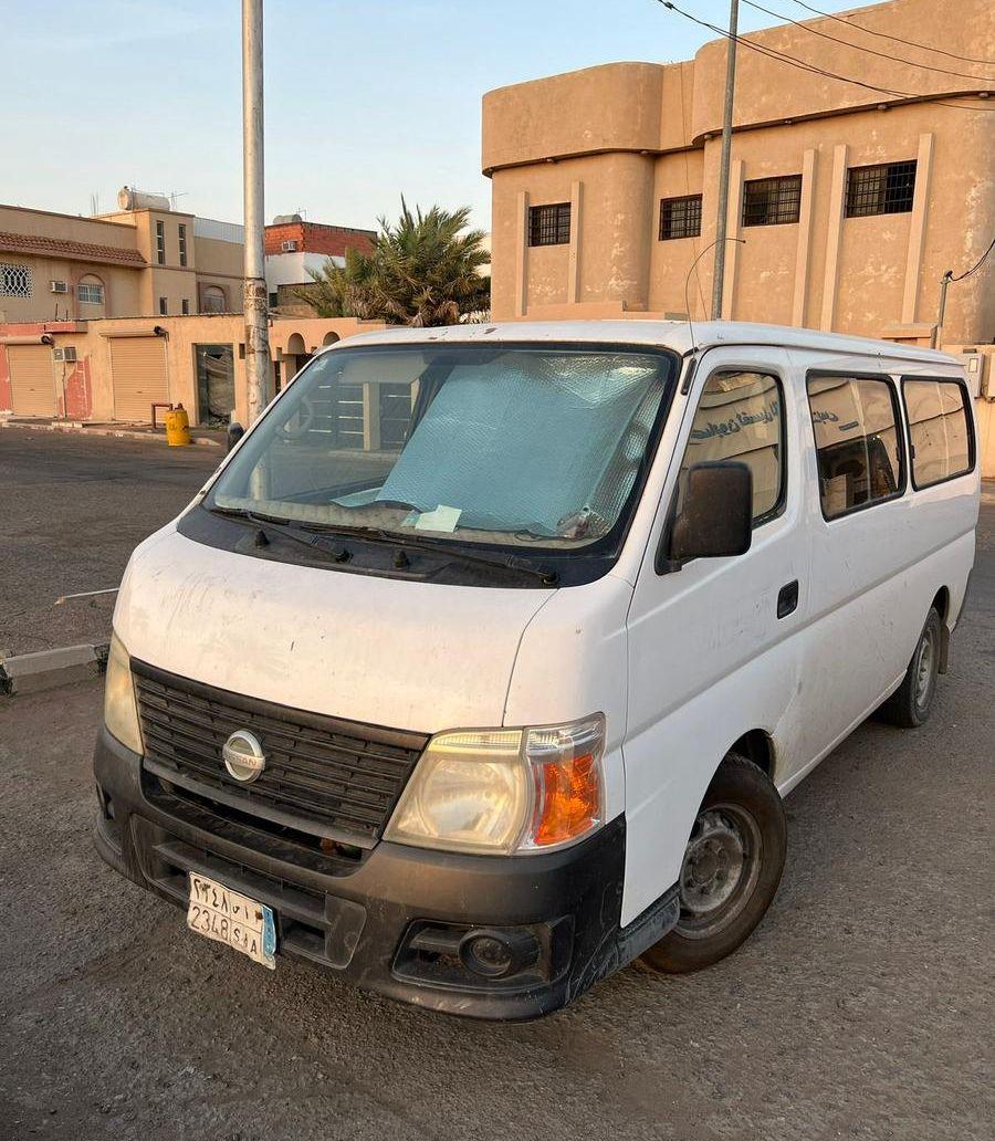 نيسان اورفان للبيع