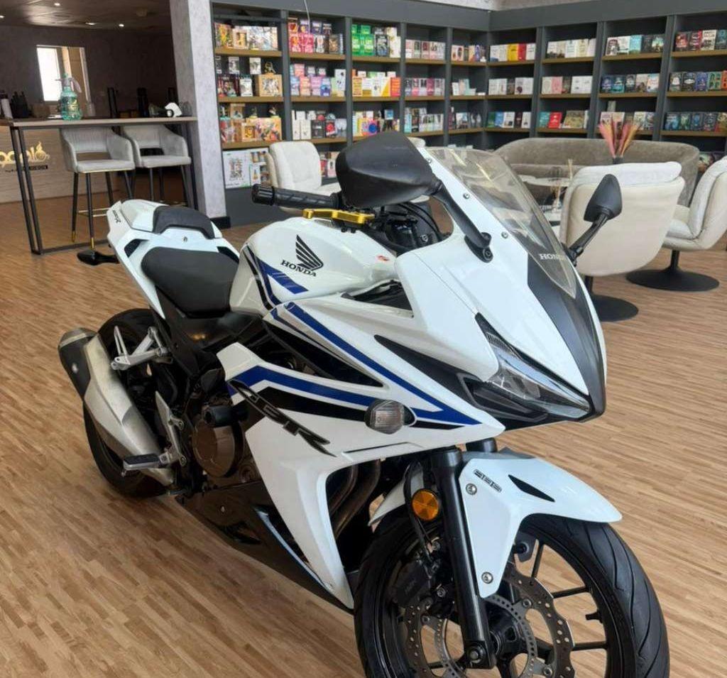 2016 هوندا CBR500R
