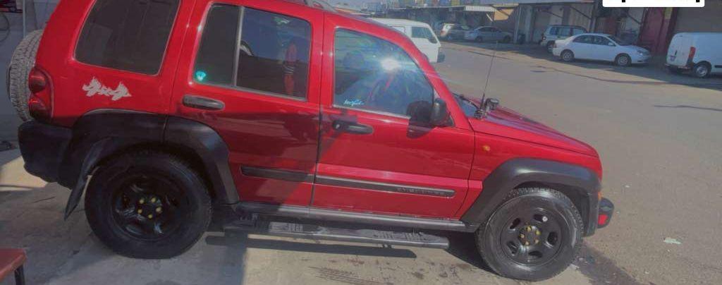 2006 جيب ليبرتى