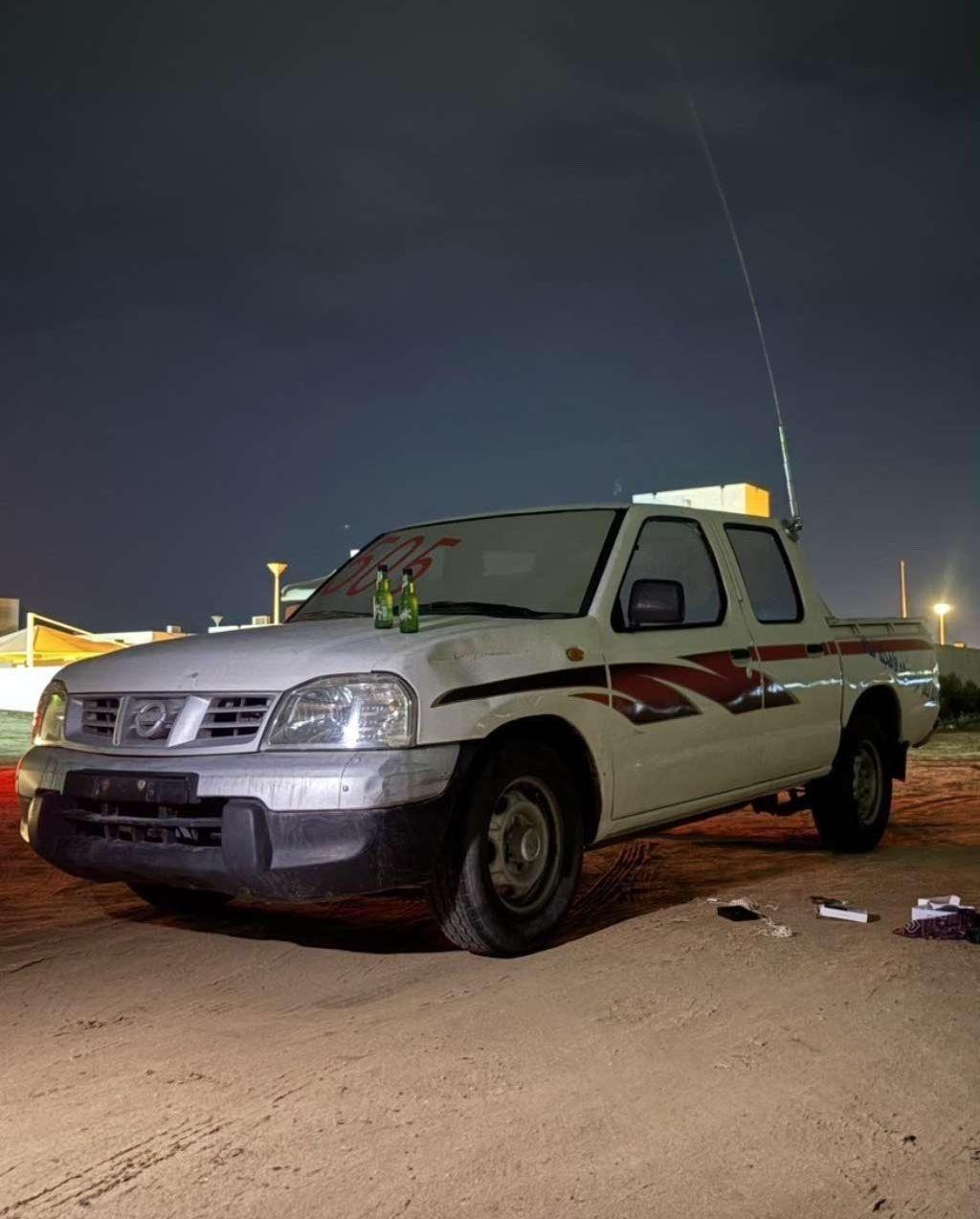 2008 نيسان داتسون