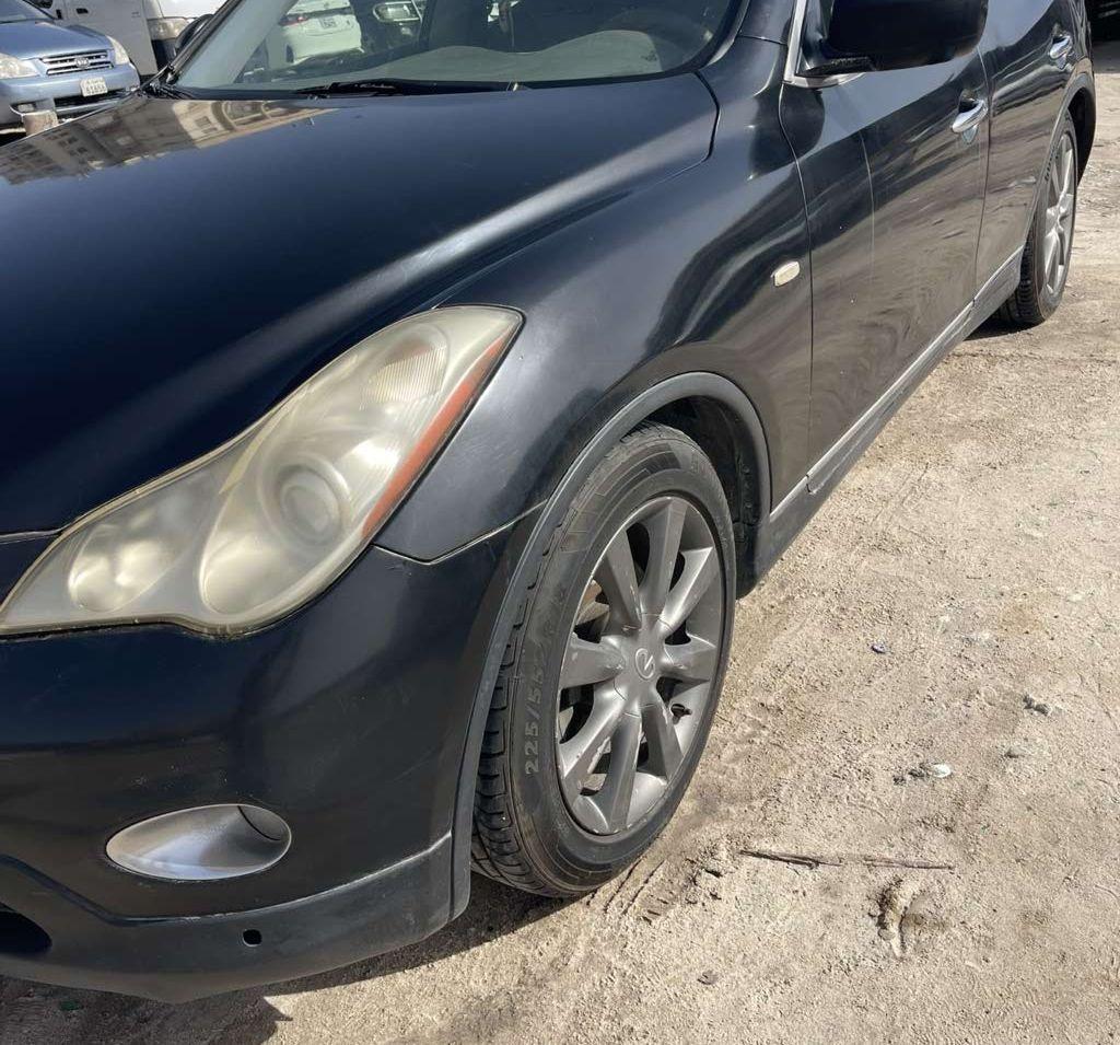 2008 إنفينيتي EX35