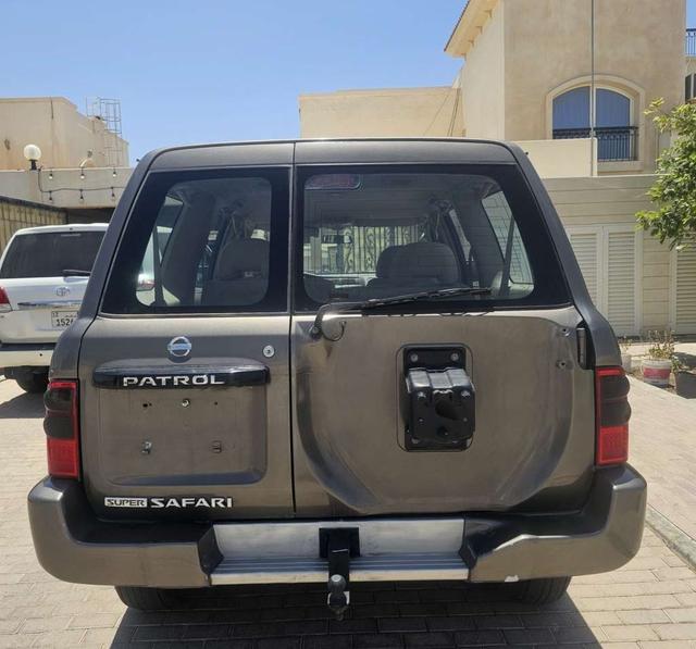 2003 نيسان باترول