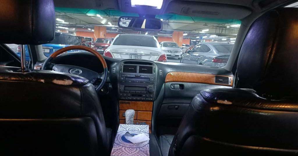 2002 لكزس LS