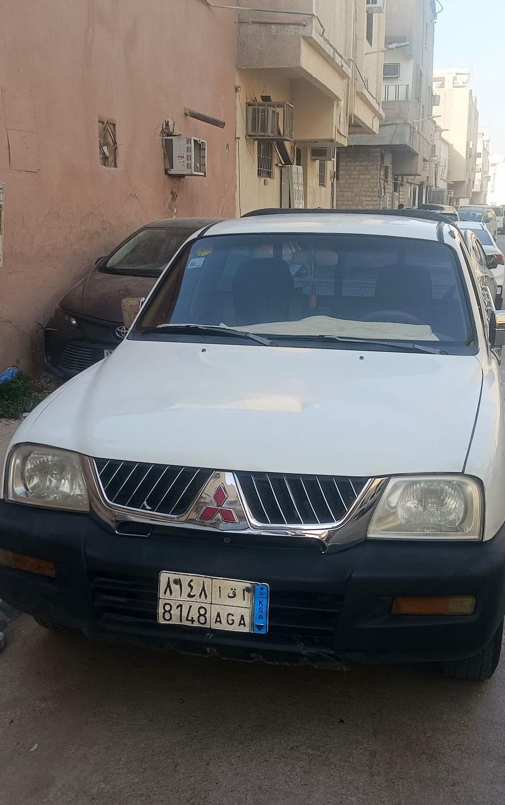 سياره للبيع ميتسوبيشي