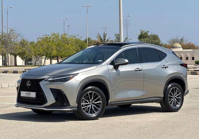 2025 لكزس NX