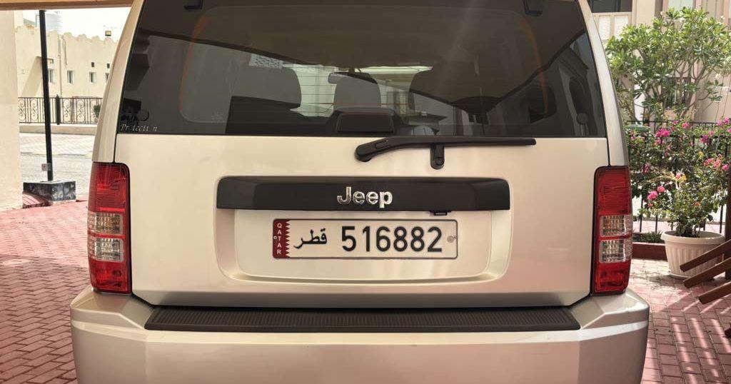 2012 جيب شيروكى