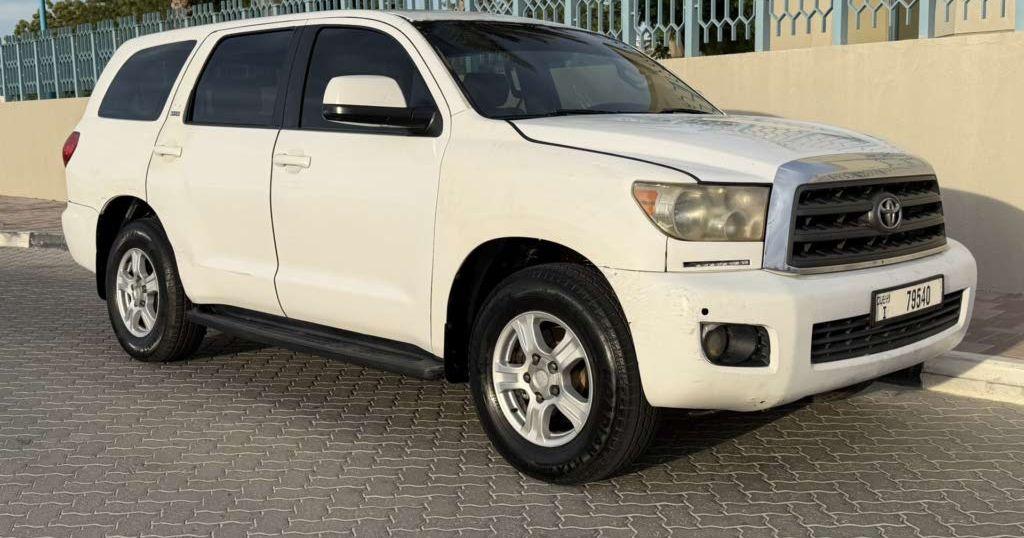 2012 تويوتا سيكويا