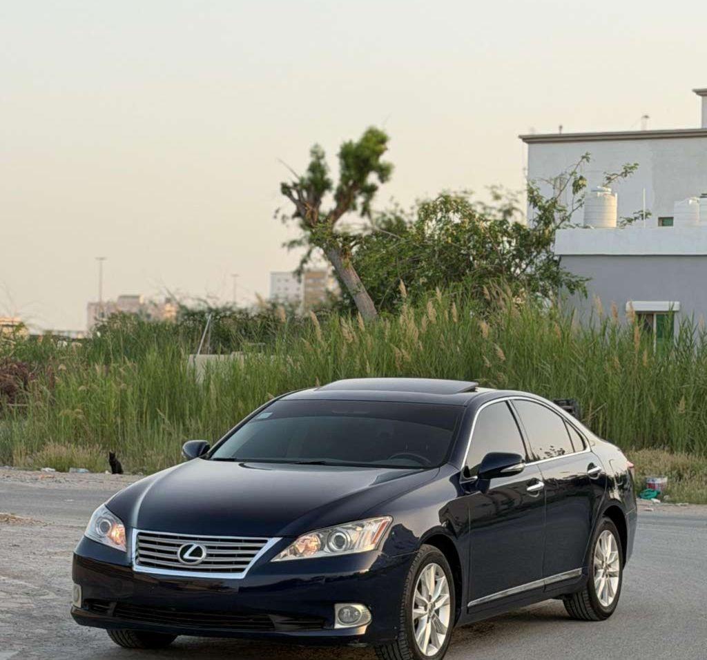 2011 لكزس ES