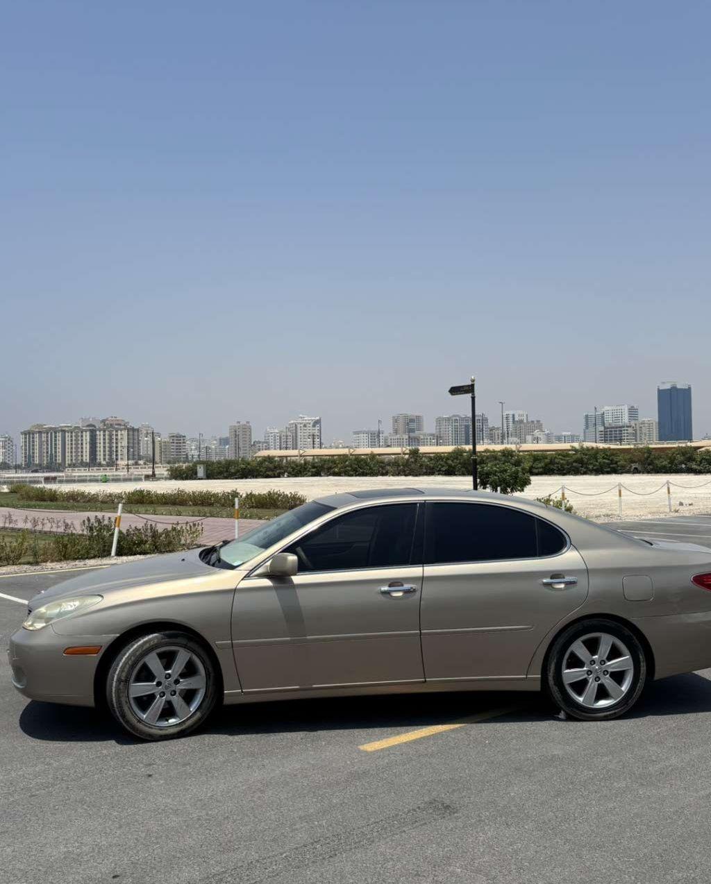 لكزس ES 2005