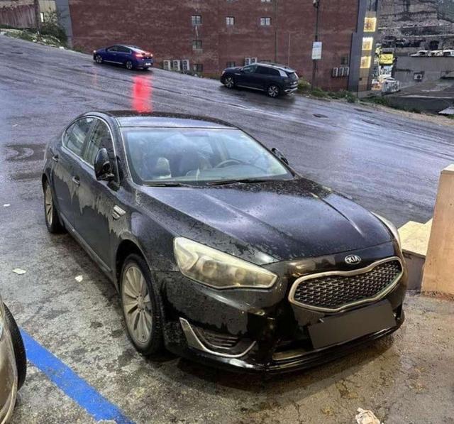 كيا كادينزا Limited